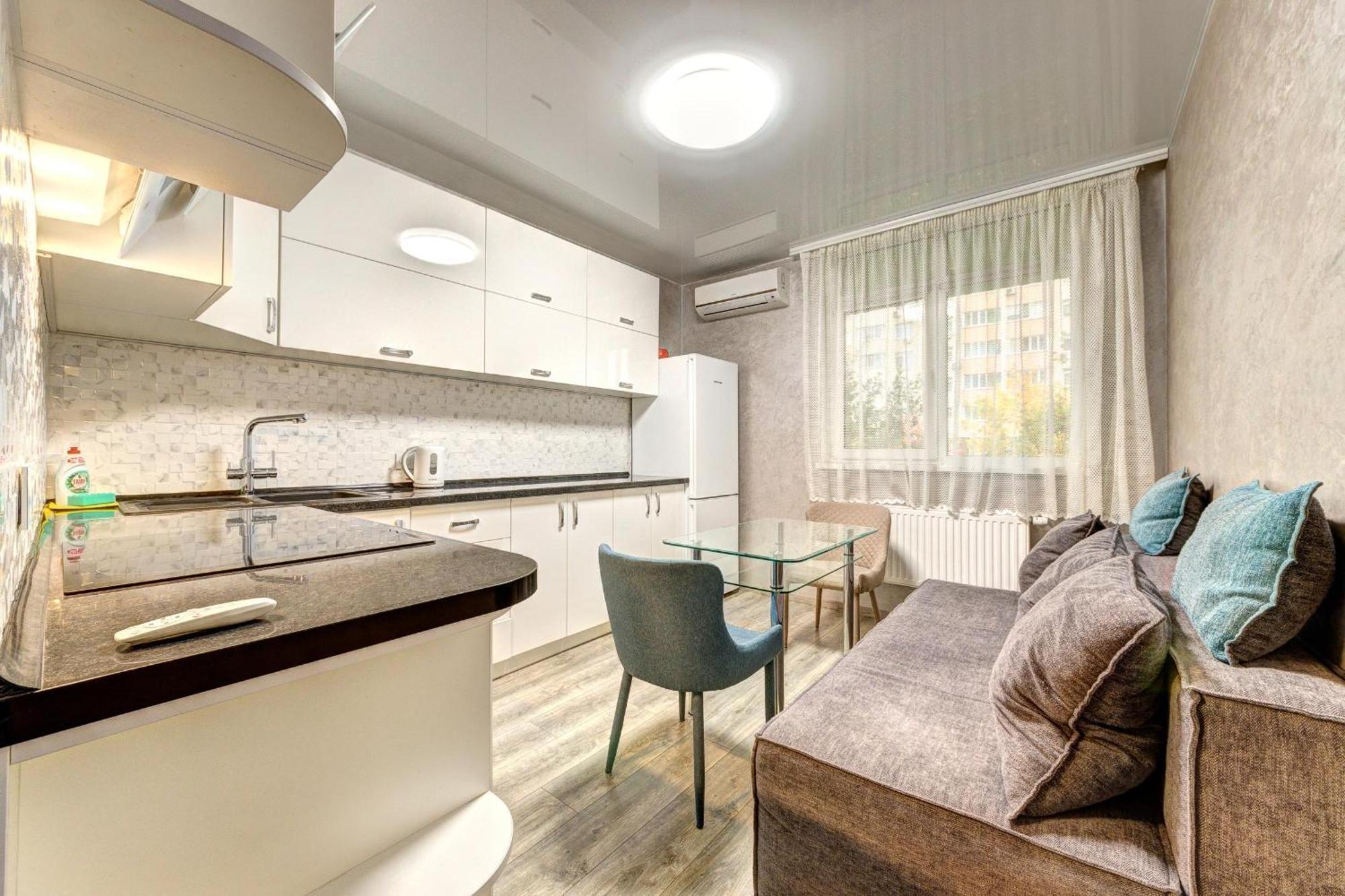 Apartment Voskresenska 18 , Парковые Озера Киев Стая снимка