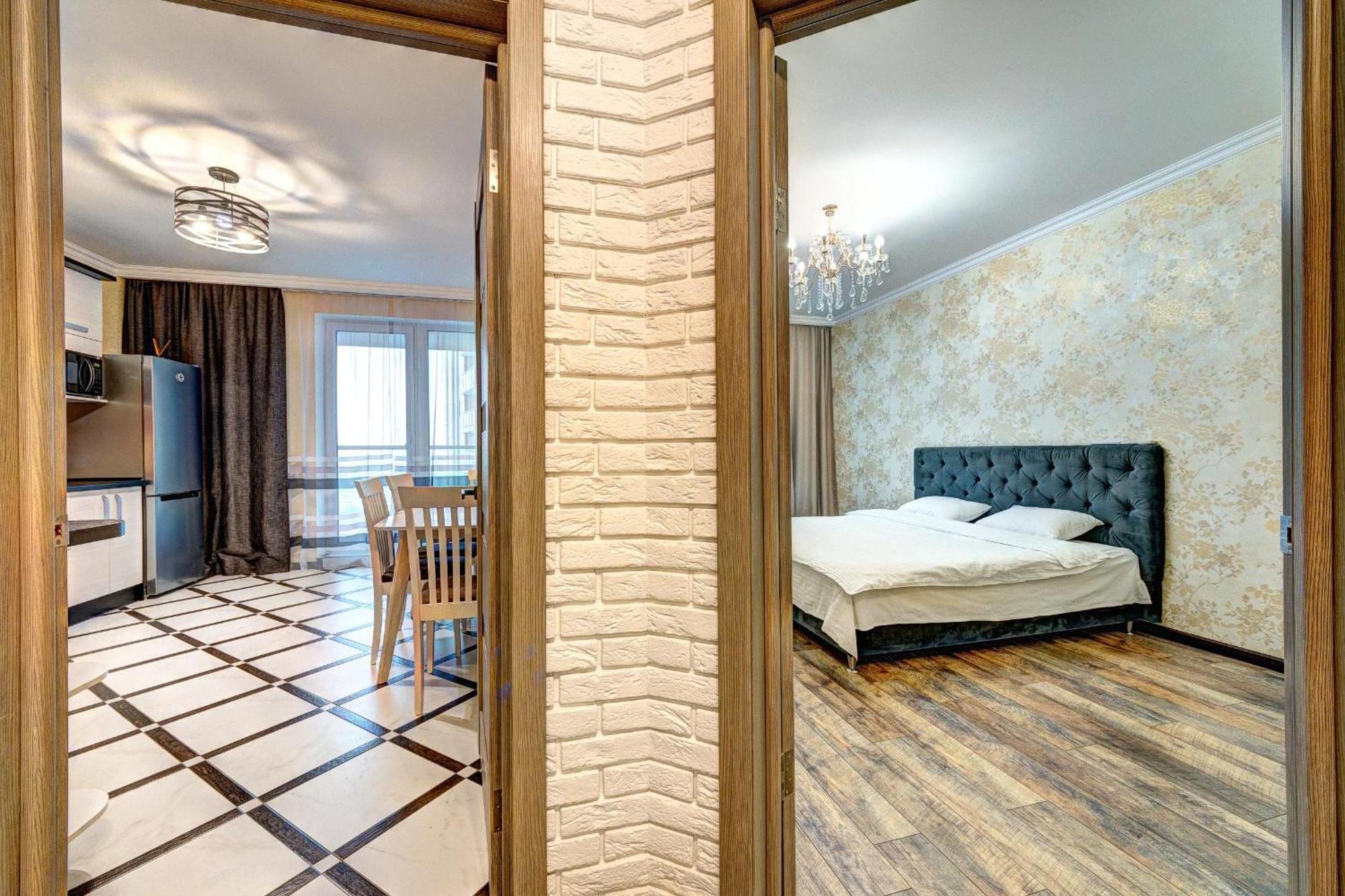 Apartment Voskresenska 18 , Парковые Озера Киев Стая снимка