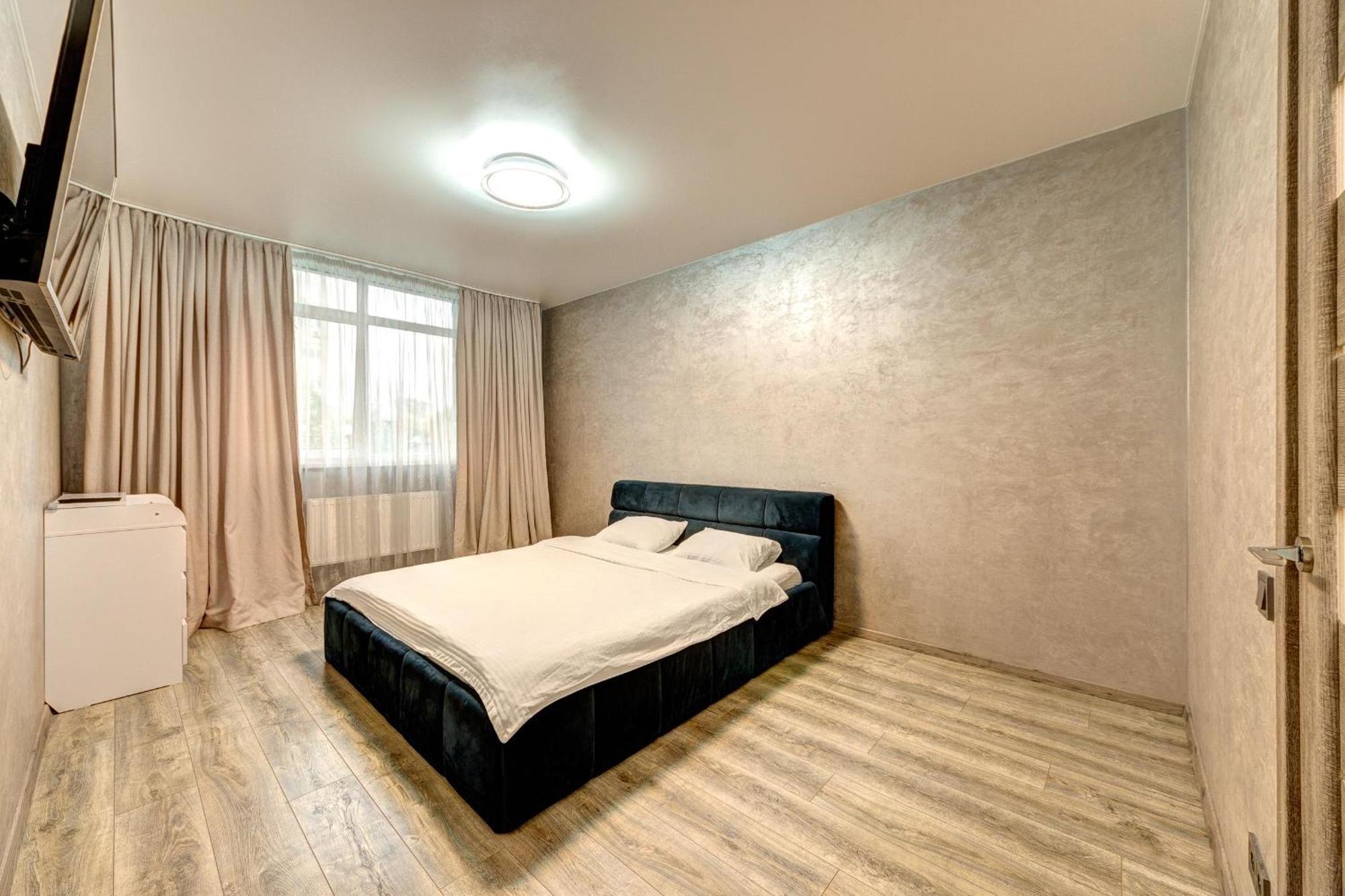 Apartment Voskresenska 18 , Парковые Озера Киев Стая снимка