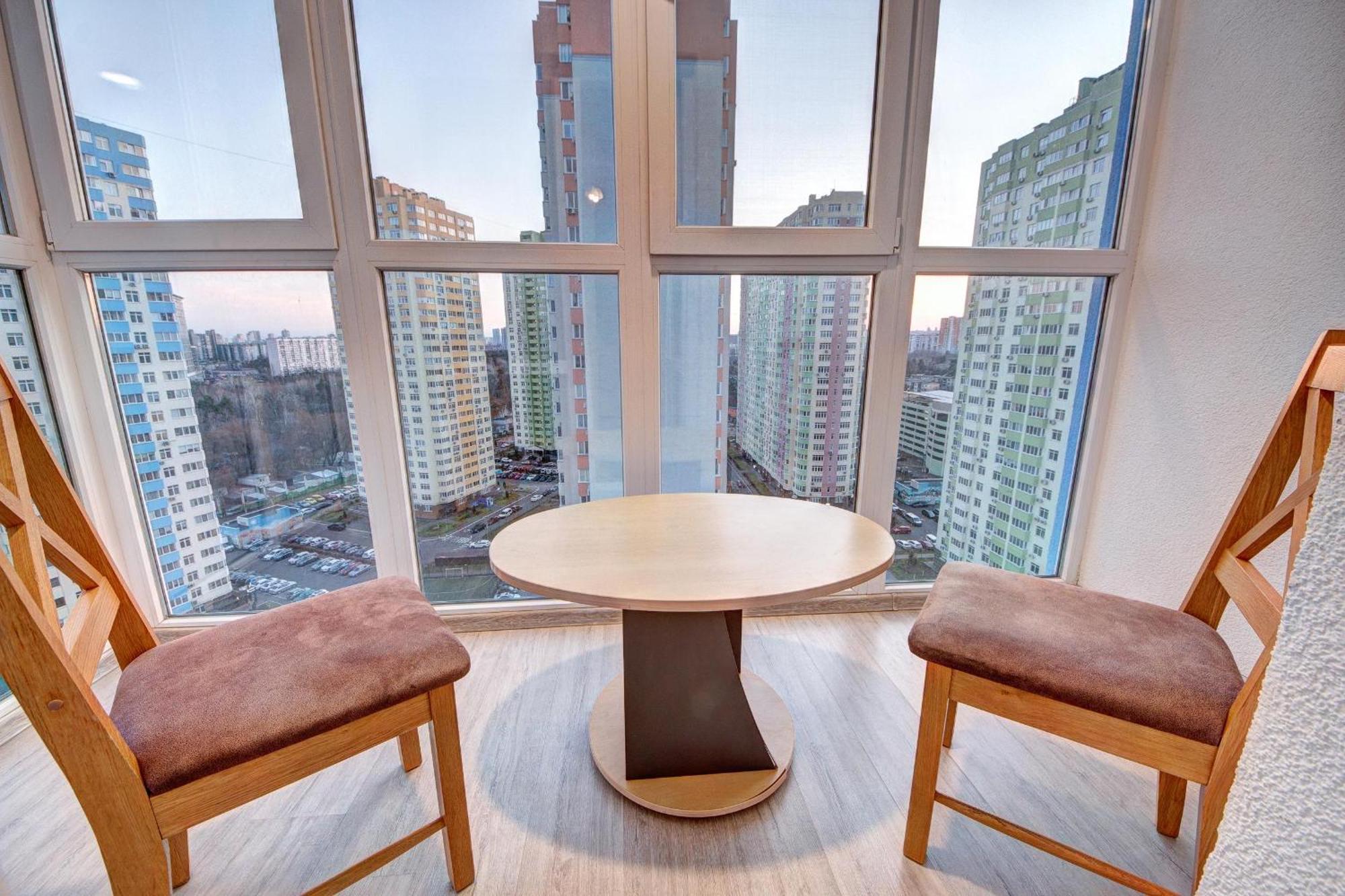 Apartment Voskresenska 18 , Парковые Озера Киев Стая снимка
